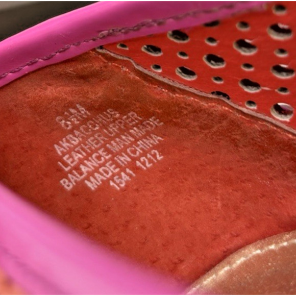 Anne Klein Pink Perforated Ballet Flats with Flower Accent Women’s Size 8.5 - Picture 8 of 9